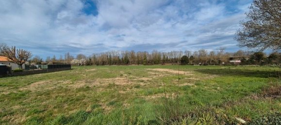 Grundstück in Deux-Sevres, France 1203m², Nr. 340539 6