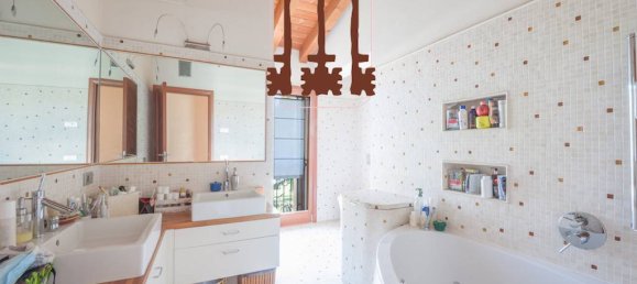 Вилла с 4 спальнями в Виллорба, Италия № 174780 18