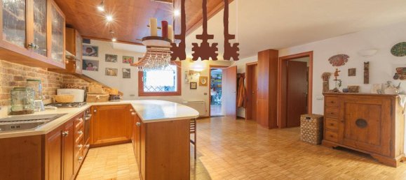 Вилла с 4 спальнями в Виллорба, Италия № 174780 19