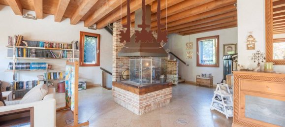 Вилла с 4 спальнями в Виллорба, Италия № 174780 6