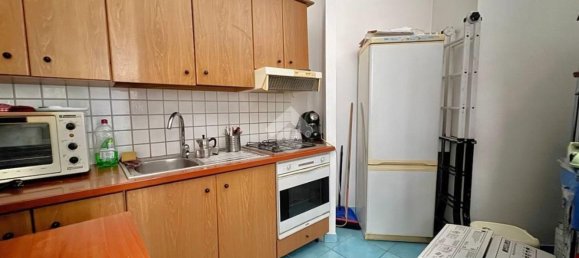 4 bedrooms Apartment in Naples, Italy No. 340030 5