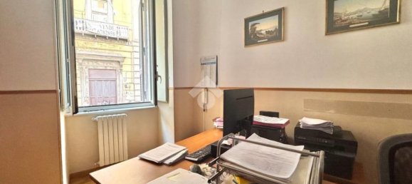 4 bedrooms Apartment in Naples, Italy No. 340030 10