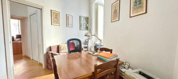 4 bedrooms Apartment in Naples, Italy No. 340030 2