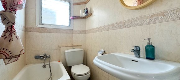 Apartamento de 3 dormitorios en Sentmenat, Spain No. 153820 13