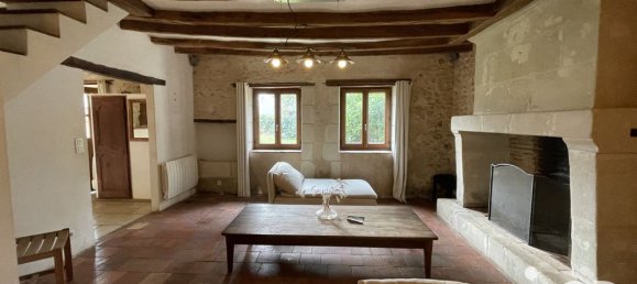 Casa de 3 dormitorios en Couesmes, France No. 153321 2