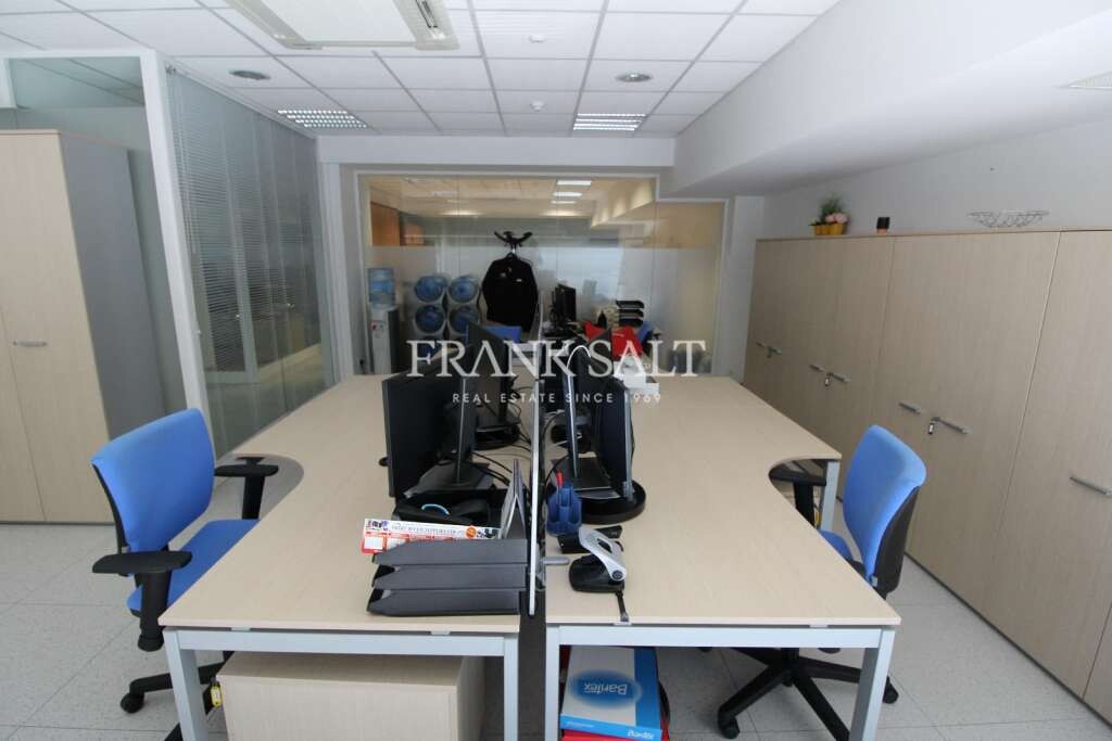 35m² Office in Mosta, Malta No. 13117
