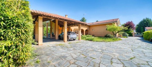 7 Schlafzimmer Villa in Rosta, Italy, Nr. 266620 6