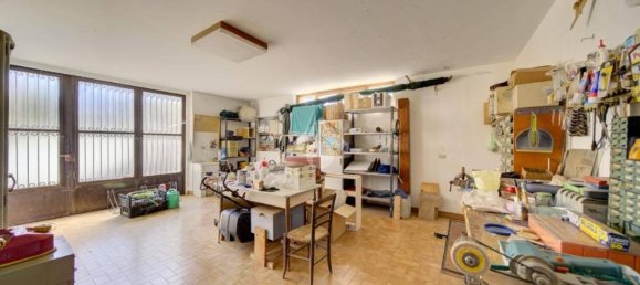 7 Schlafzimmer Villa in Rosta, Italy, Nr. 266620 31