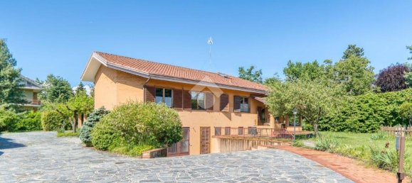 7 Schlafzimmer Villa in Rosta, Italy, Nr. 266620 8