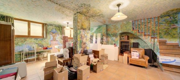 7 Schlafzimmer Villa in Rosta, Italy, Nr. 266620 26