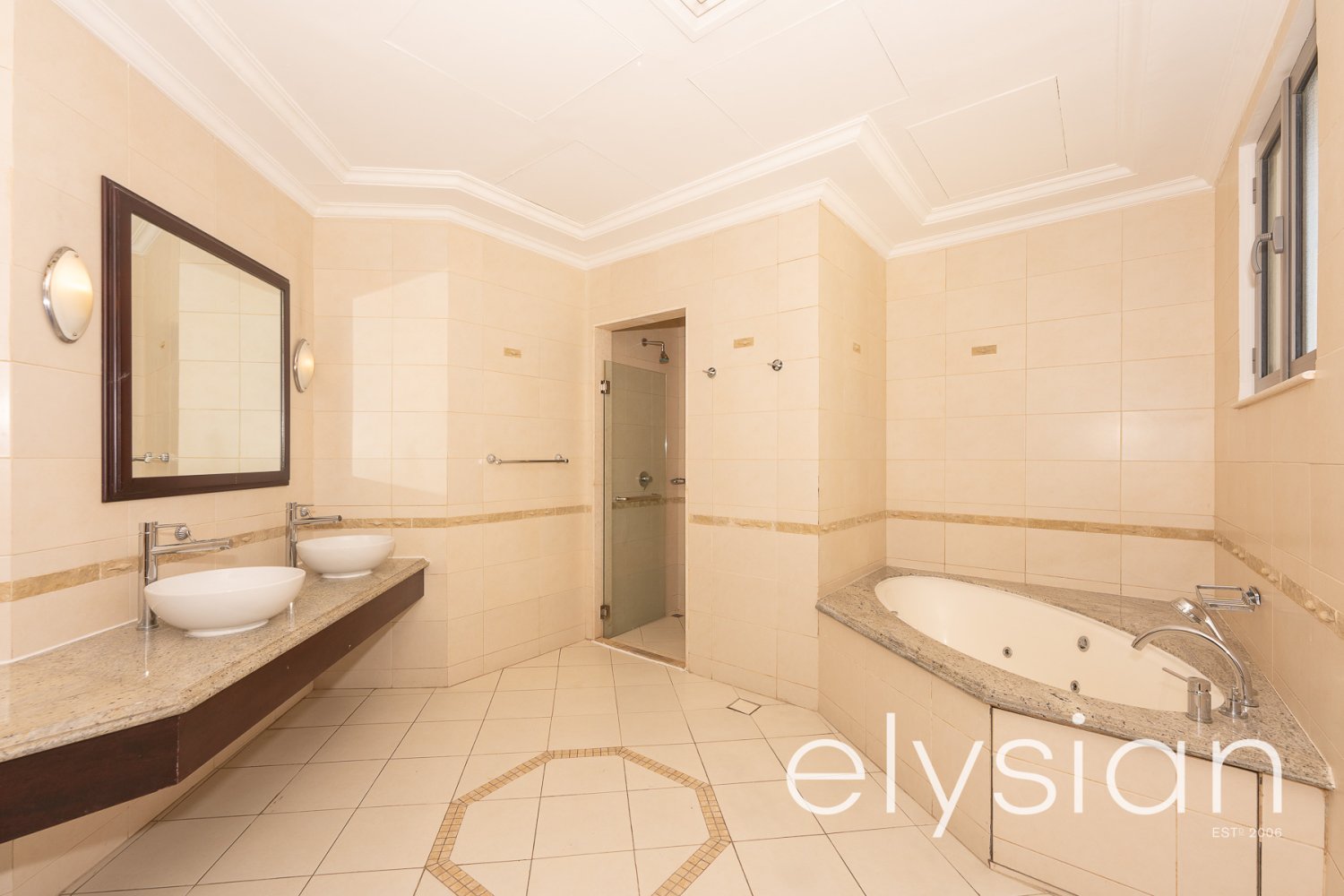 4 bedrooms Villa in Palm Jumeirah, UAE No. 42416