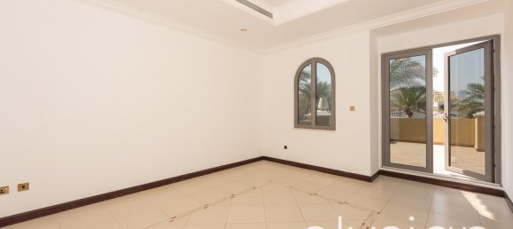 4 bedrooms Villa in Palm Jumeirah, UAE No. 42416 12