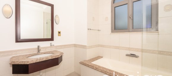 4 bedrooms Villa in Palm Jumeirah, UAE No. 42416 13