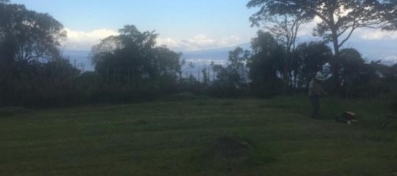 Terrain à Santa Ana, Costa Rica No. 1712 6