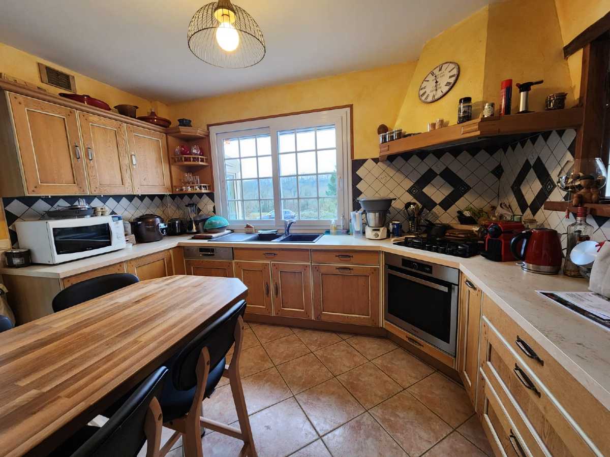 Дом с 5 спальнями в Англы-сюр-л'Англен, Франция № 191901