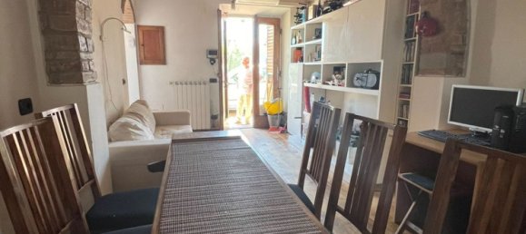 3 rooms Apartment in Florence, Italy No. 171085 13