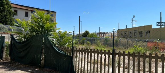 3 rooms Apartment in Florence, Italy No. 171085 3