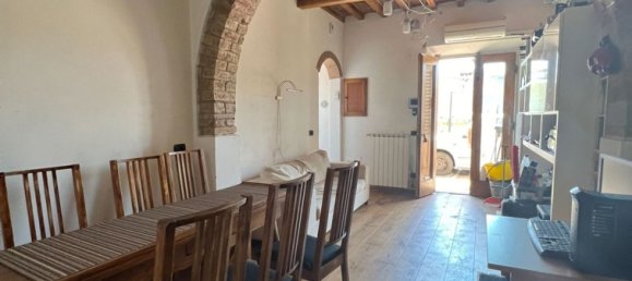 3 rooms Apartment in Florence, Italy No. 171085 5