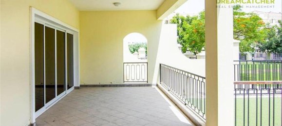 4 bedrooms Townhouse in Al Hamra Village, UAE No. 34946 5