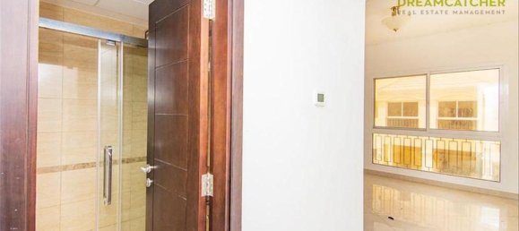 4 bedrooms Townhouse in Al Hamra Village, UAE No. 34946 11