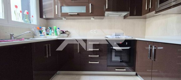 2 Schlafzimmer Haus in Chatou, France, Nr. 163106 3