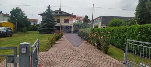 4 Schlafzimmer Haus in Lugo, Italy, Nr. 92339 9