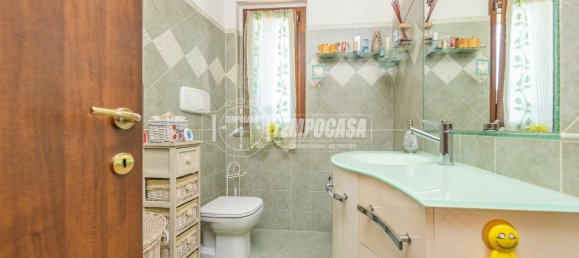 2-salle Appartement à Marino, Italy No. 18929 9