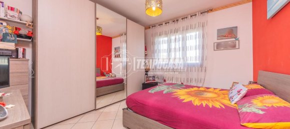 2-salle Appartement à Marino, Italy No. 18929 6