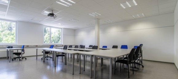 Oficina en Grieskirchen, Austria 1514 m² No. 129367 2