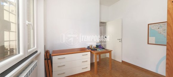 3-Zimmer Wohnung in Rome, Italy, Nr. 192375 13