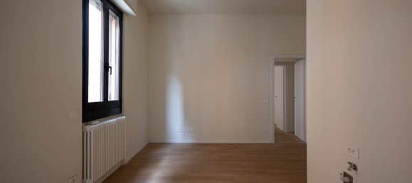 1 bedroom Apartment in Milan, Italy No. 356605 9