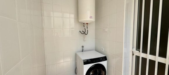 Apartamento de 2 dormitorios en Alicante, Spain No. 280984 32