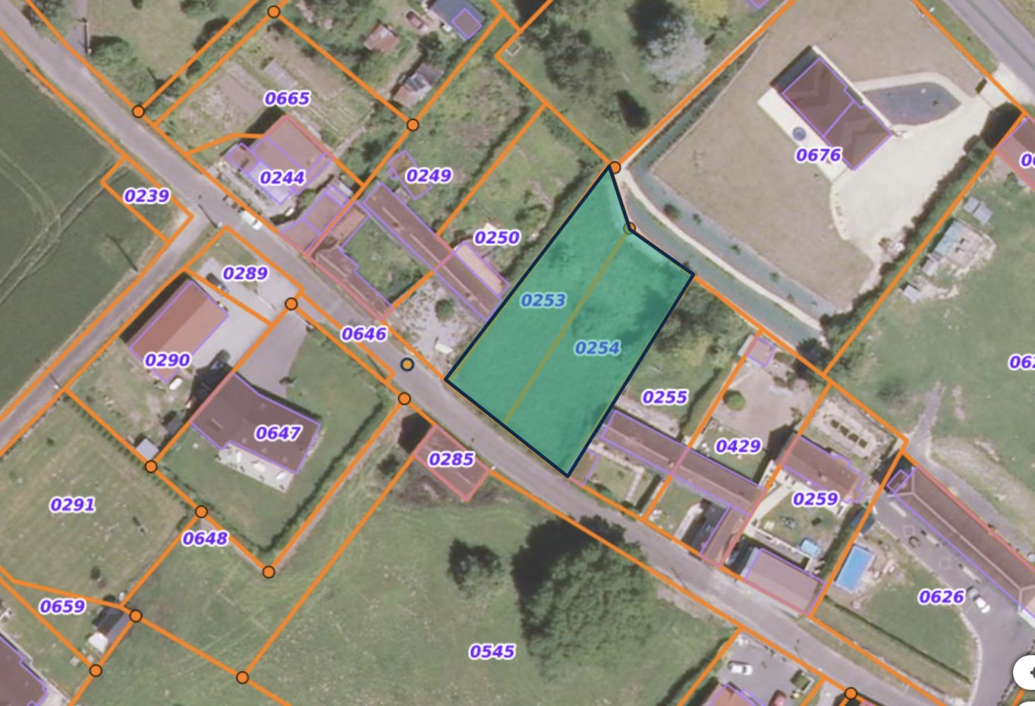  Land in Blangy-sous-Poix, France No. 86980