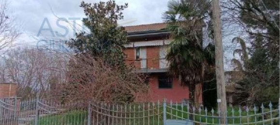 4 bedrooms Apartment in Magliano Alfieri, Italy No. 381572 11