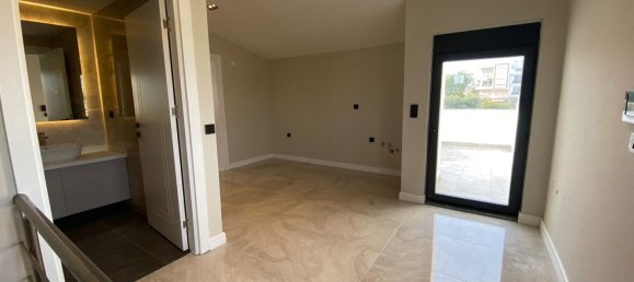 Villa 3+1 in Kundu, Turkey No. 28013 15