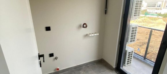 Villa 3+1 in Kundu, Turkey No. 28013 9