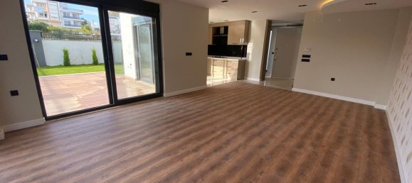 Villa 3+1 in Kundu, Turkey No. 28013 2