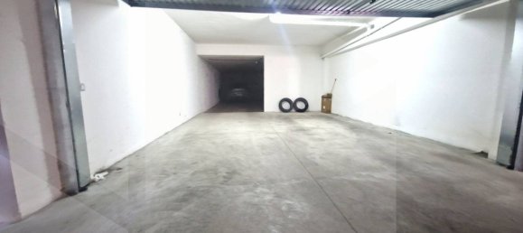 1-salle Garage à Castel di Sangro, Italy No. 27592 2