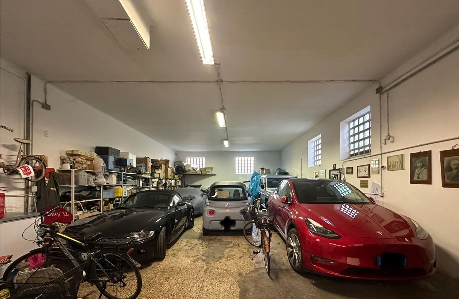 Гараж 125м² в Болонья, Италия № 330418