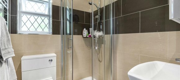 5 bedrooms House in Hadley Wood, United Kingdom No. 6597 16