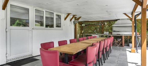 5 bedrooms House in Hadley Wood, United Kingdom No. 6597 28