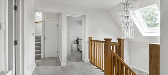 5 bedrooms House in Hadley Wood, United Kingdom No. 6597 14