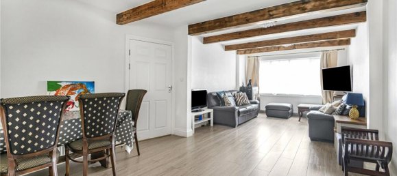 5 bedrooms House in Hadley Wood, United Kingdom No. 6597 4