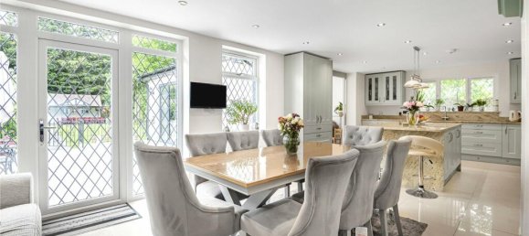 5 bedrooms House in Hadley Wood, United Kingdom No. 6597 8