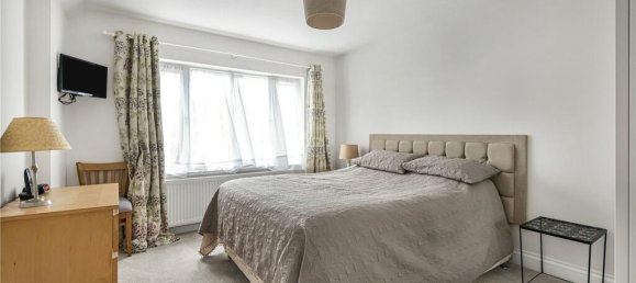 5 bedrooms House in Hadley Wood, United Kingdom No. 6597 17