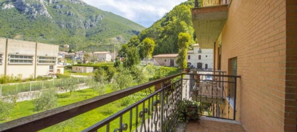 4 غرف نوم شقة في Antrodoco, Italy رقم 347893 4