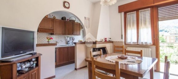 4 غرف نوم شقة في Antrodoco, Italy رقم 347893 6