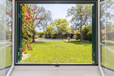 4 bedrooms House in Setubal, Portugal No. 10144