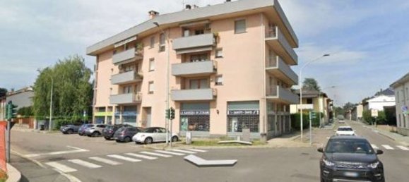 2 rooms Apartment in Legnano, Italy No. 226837 11