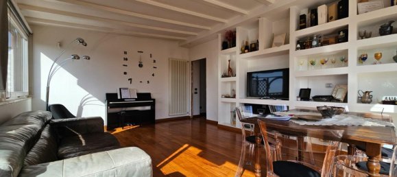 3 rooms Penthouse in Rome, Italy No. 38783 5